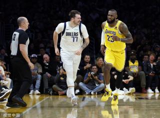 社交媒体上 社交媒体上