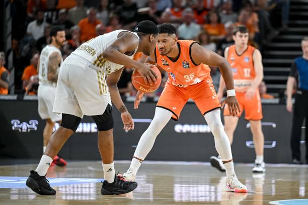 有影响力的 有影响力的