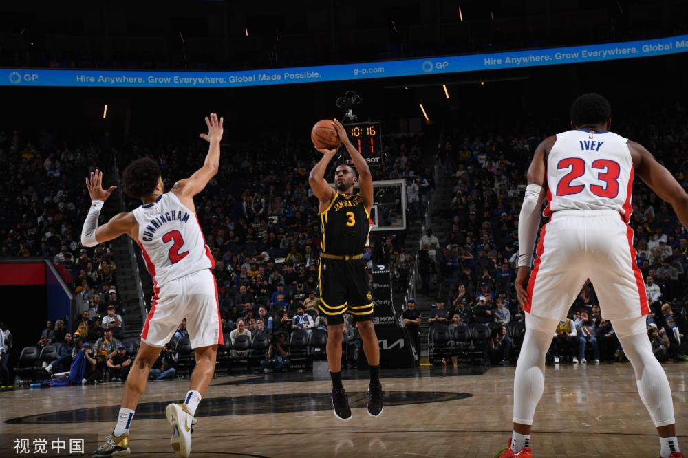 场均传球成 场均传球成